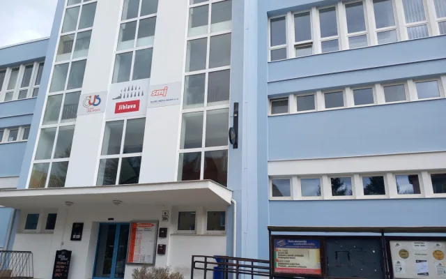 Bazén Rošického slaví šedesátku, učilo se tam plavat už několik generací Jihlavanů