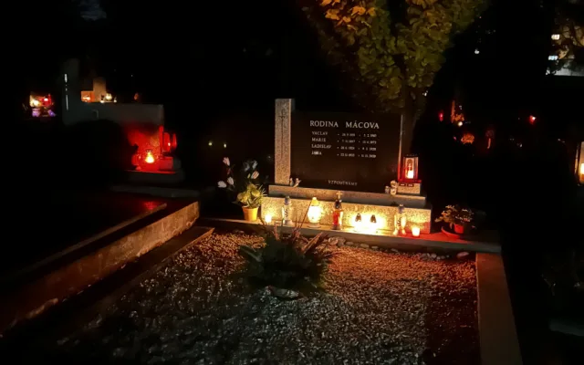 Jihlavský hřbitov píše nejrůznější příběhy. Nejdražší hrob stál několik milionů