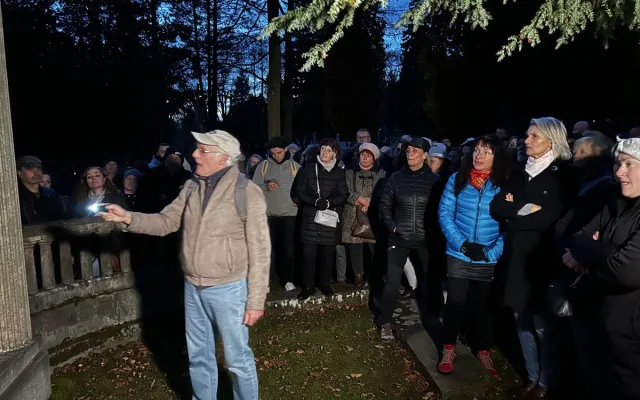 Jihlavský hřbitov píše nejrůznější příběhy. Nejdražší hrob stál několik milionů