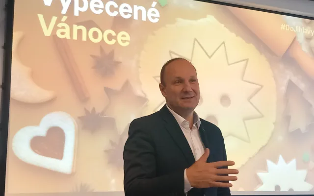 Opět o trochu lepší. Jihlava se těší na Vypečené Vánoce s tisíci nových světýlek
