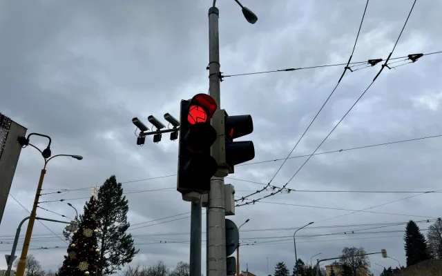 Vylepšené semafory v Jihlavě. Budou umět reagovat na aktuální dopravní situaci