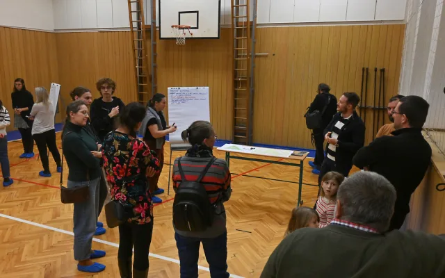 VIDEO: Bufet, fontána, nové toalety? Lidé debatovali o revitalizaci parku v Jihlavě