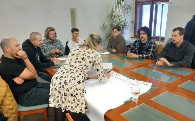Policisté v centru, chodníky i veřejné osvětlení. Jihlavané řekli, co jim chybí