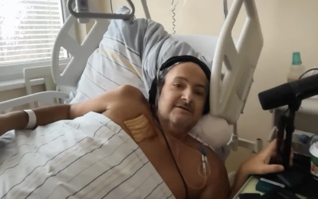 Zemřel známý moderátor Patrik Hezucký, bylo mu 55 let