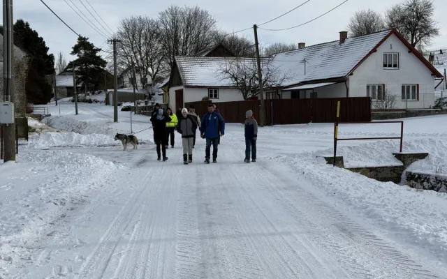 Demolice mostu je nezastavila. Řehořov a Nadějov vyrazily na společný novoroční výšlap