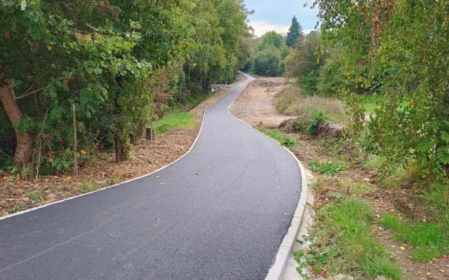 Nová cyklostezka propojuje Bedřichov s nádražím, jezdit se po ní už smí. Foto: Se svolením města Jihlava