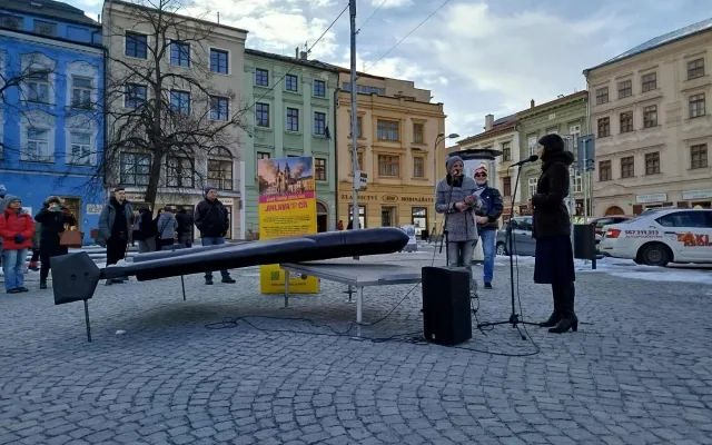 FOTO: Na jihlavském náměstí je dron, kterým Rusko útočí na Ukrajinu. Varuje před válkou
