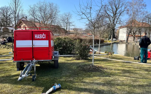 Rozsáhlý požár lesa u Věžničky. Foto: Poskytl JSDH Jihlava
