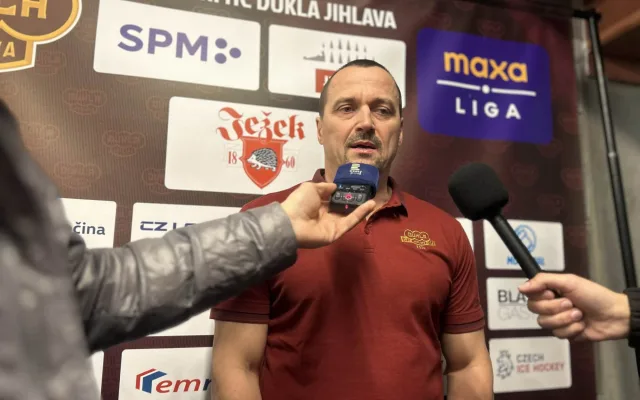 Dukla vyhrála dnešní play-off 4:2. Něco jsme si nechali na zítra, říká Jan Strejček