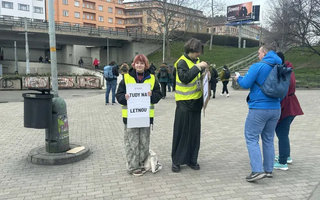Protivládní demonstrace Milionu chvilek zaplnila Letnou, dorazily desítky tisíc lidí