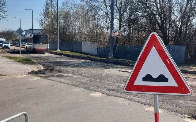 FOTO: Rantířovská ulice je opět rozkopaná. Velký problém to je i pro jihlavskou prádelnu