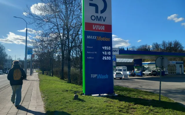 FOTO: Zastropováno, ale ne levněji: Ceny paliv v Jihlavě dnes neklesly