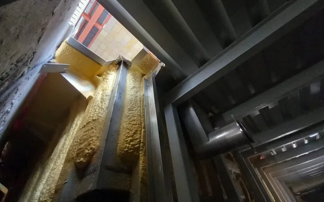 VIDEO, FOTO: Rekonstrukce bazénu Rošického míří do finále. Plavce přivítá už v srpnu