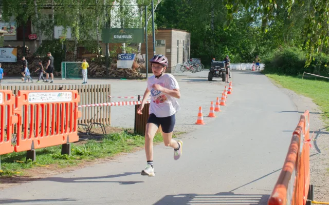 Slavata Triatlon Tour přilákala do Telče sto šedesát mladých sportovců