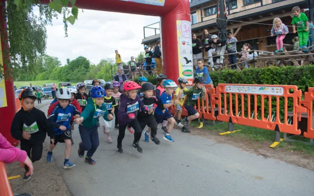 Slavata Triatlon Tour přilákala do Telče sto šedesát mladých sportovců