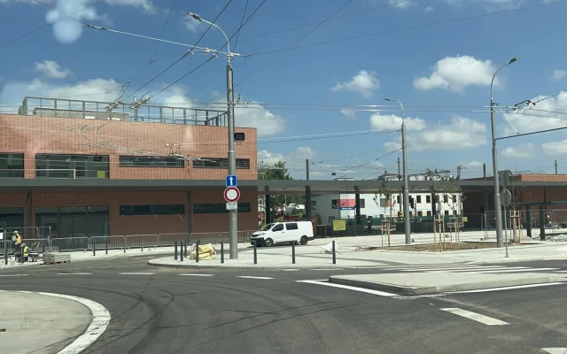 FOTO, VIDEO: Po Evropské ulici v Jihlavě už jezdí auta, má jich být šestnáct tisíc denně