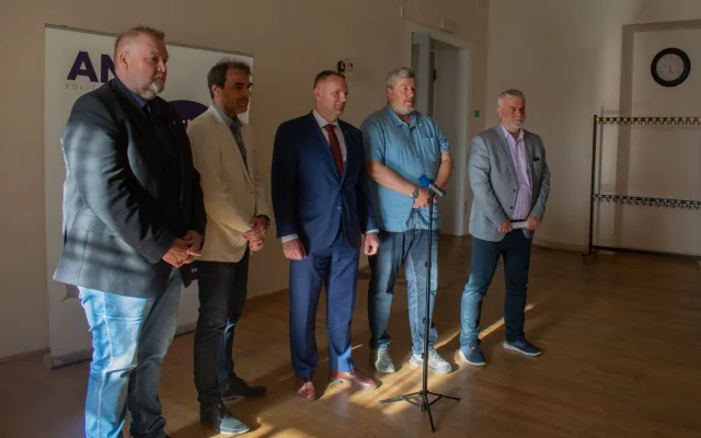 Kdo je paní Koubová, zeptal se v reakci na kritiku hnutí ANO jeho náměstek Popelka