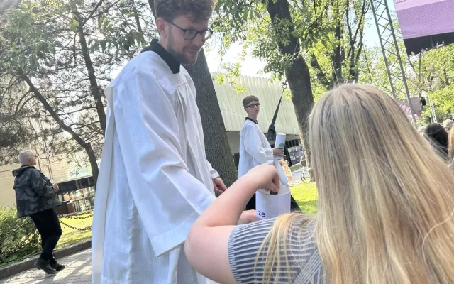 VIDEO: Bula a Drbola jsou výzvou pro dnešní dobu, řekl na mši v Jihlavě pražský arcibiskup