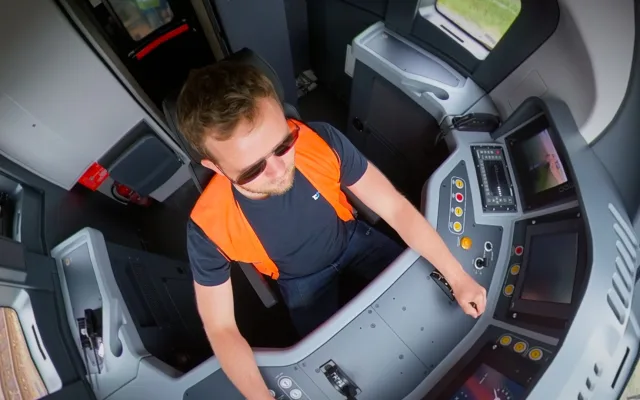 VIDEO: Nové vlaky pro Jihlavu mají za sebou rychlostní testy, míří na zkušební okruh