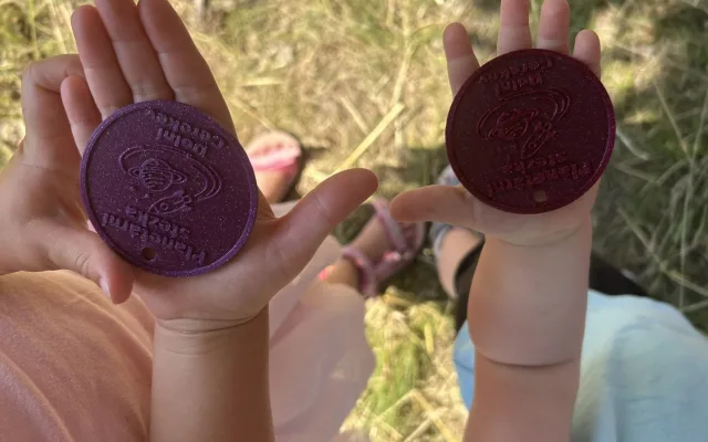 VIDEO: Na rozloučenou. Deváťáci v Dolní Cerekvi vybudovali unikátní Planetární stezku