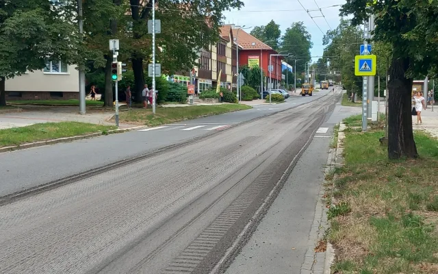 FOTO, VIDEO: Frekventovaná Žižkova ulice v Jihlavě ztichla, chystá se její oprava