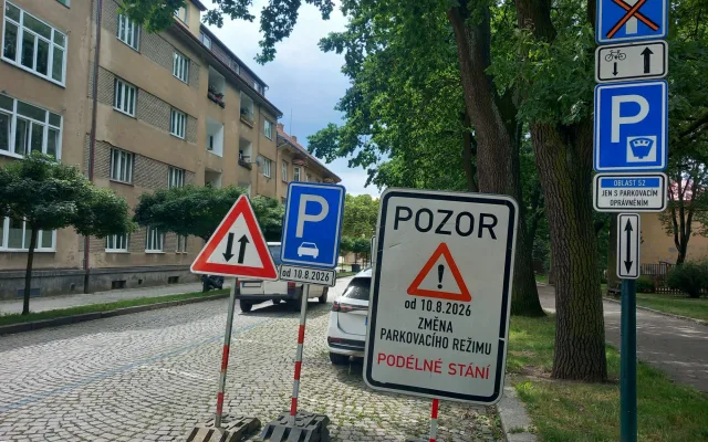 FOTO, VIDEO: Frekventovaná Žižkova ulice v Jihlavě ztichla, chystá se její oprava