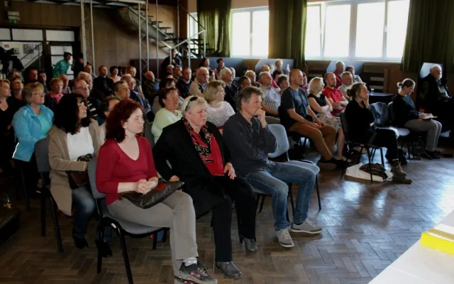 Setkání ohledně jaderného úložiště v Dolní Cerekvi