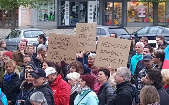 Protest na podporu nezávislosti justice