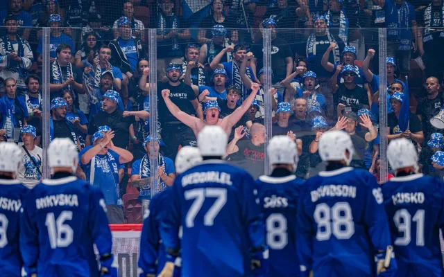 Utkání mezi Duklou a Kometou v Horácké aréně ovlivnila pyrotechnika v kotli hostů