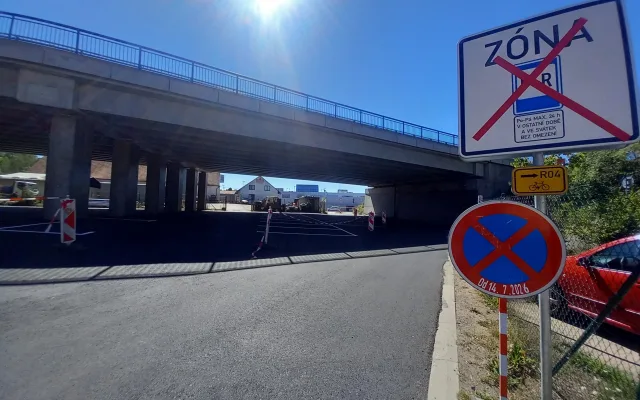FOTO, VIDEO: Parkoviště pod přivaděčem je ideální pro návštěvníky Vodního ráje