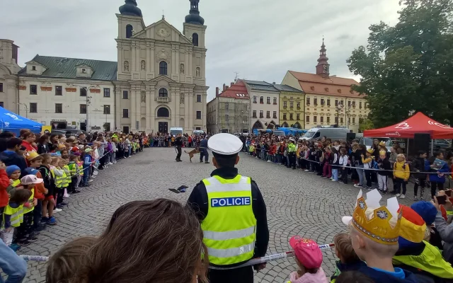 Bezpečný život na Vysočině: Policie přiveze na jihlavské náměstí ferrari