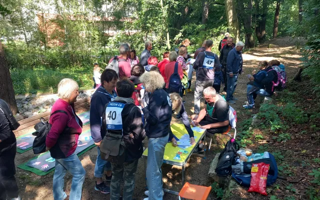 Branný závod seniorů a jejich vnoučat v Jihlavě přilákal rekordní počet účastníků