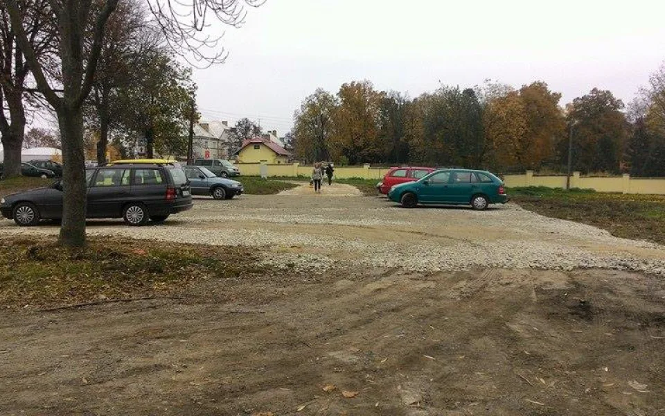 20151030 parkoviste-hrbitov-havaj3