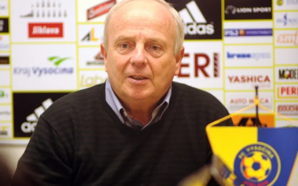 Trenér FC Vysočina Milan Bokša