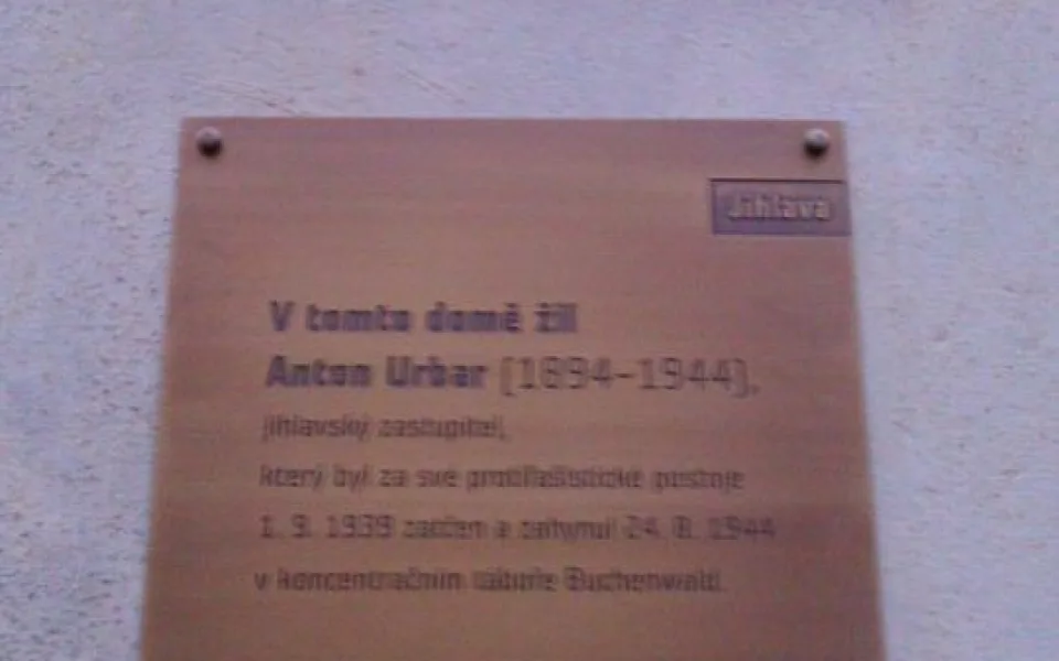 Pamětní deska ve Smetanově ulici