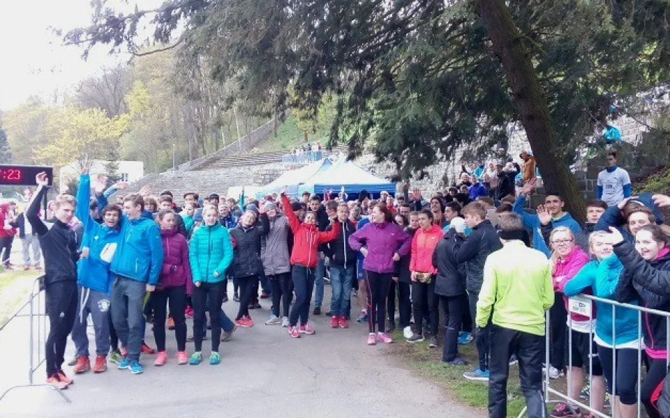 Pro účast ve finále Juniorského maratonu si doběhli gymnazisté z Jihlavy, Nového Města na Moravě a Třebíče