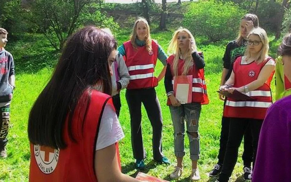 Mladí zdravotníci pátých a devátých tříd dnes soutěžili v Jihlavě