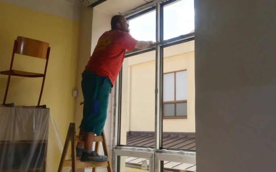 Do 12. srpna bude v třebíčské ZŠ T.G.Masaryka probíhat výměna oken