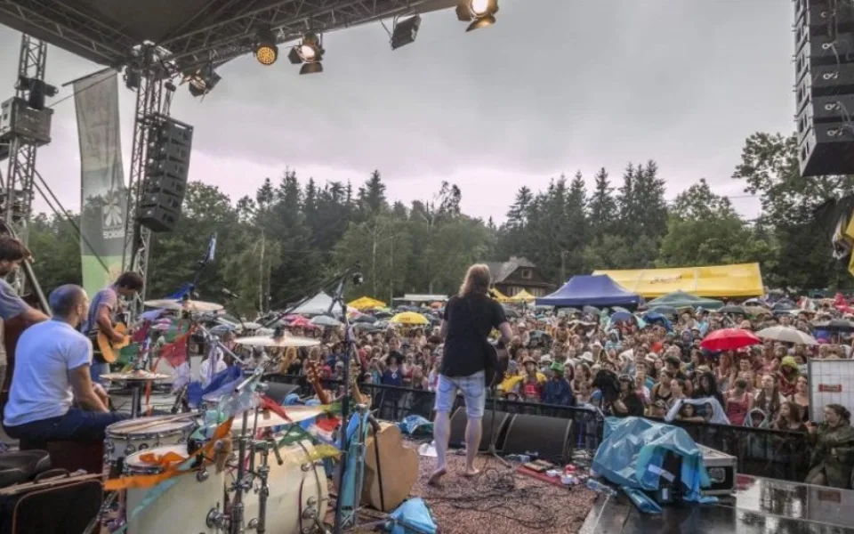 Čeřínek opět ožije festivalem. Tento rok zahraje Divokej Bill, Arakain nebo třeba Wohnout