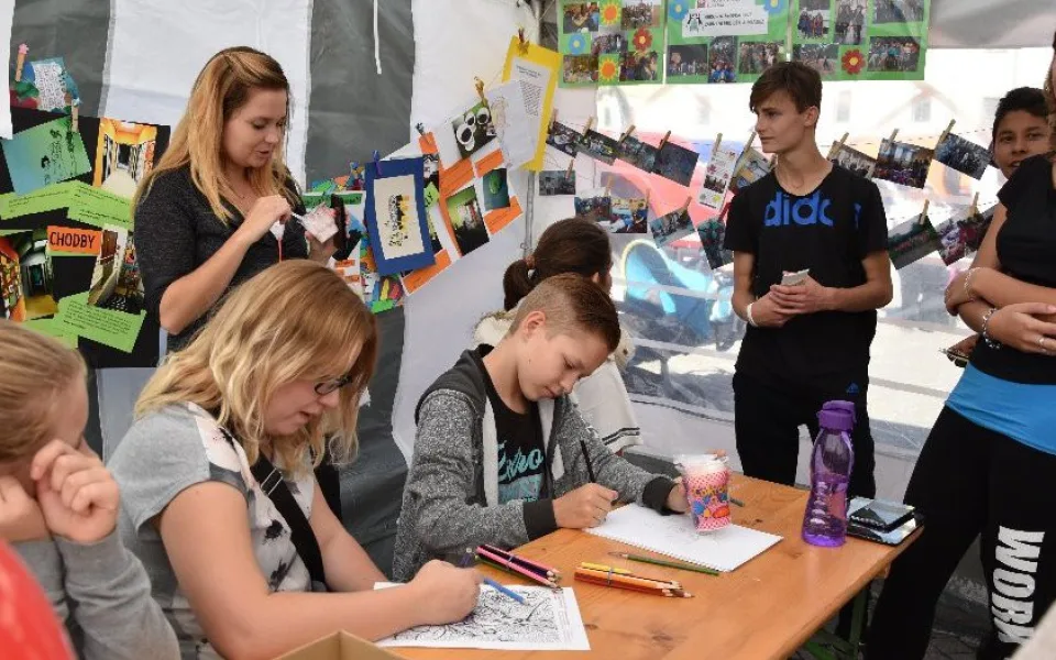 Den Charity 2016, antistresové omalovánky 