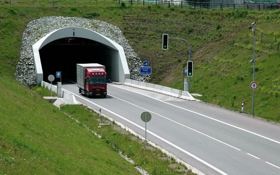 Jihlavský tunel se na tři dny uzavře