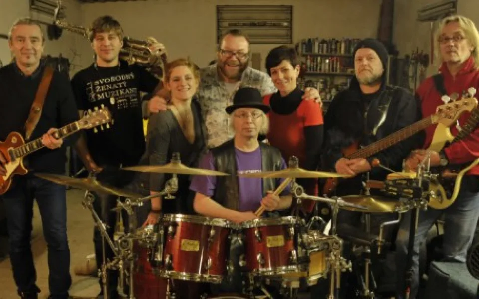 KULTURNÍ TIPY: V jihlavském Soulu se představí Hudba Praha Band, ve Žďáru vystoupí Pavel Šporcl