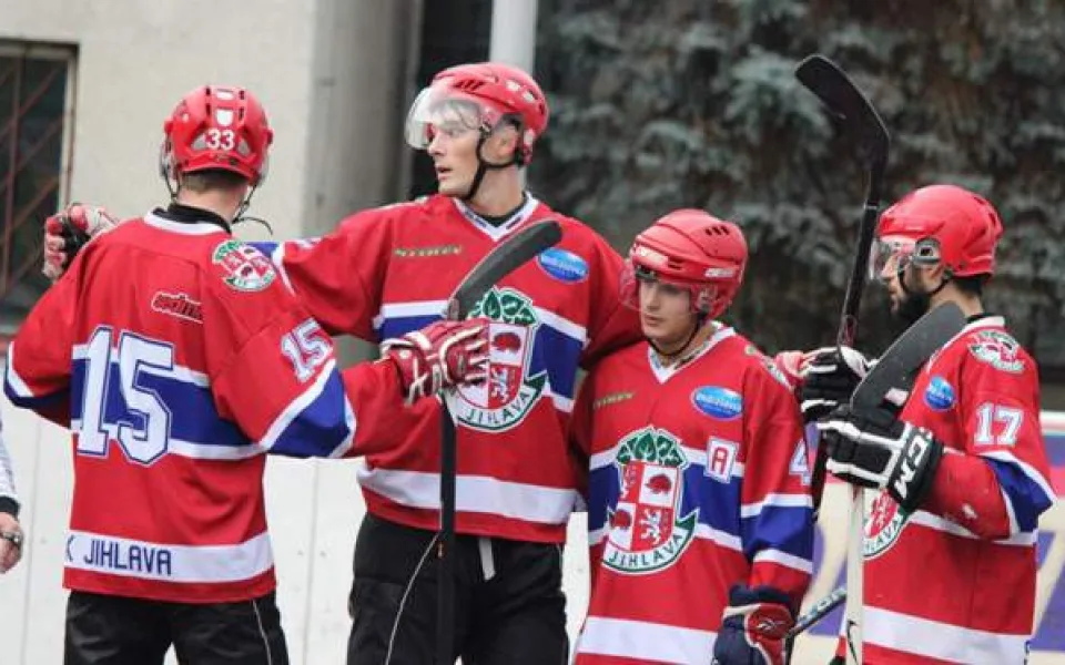 Hokejbalová rezerva SK Jihlava protáhla sérii vítězství, v Přibyslavicích vyhrála 4:3 po nájezdech
