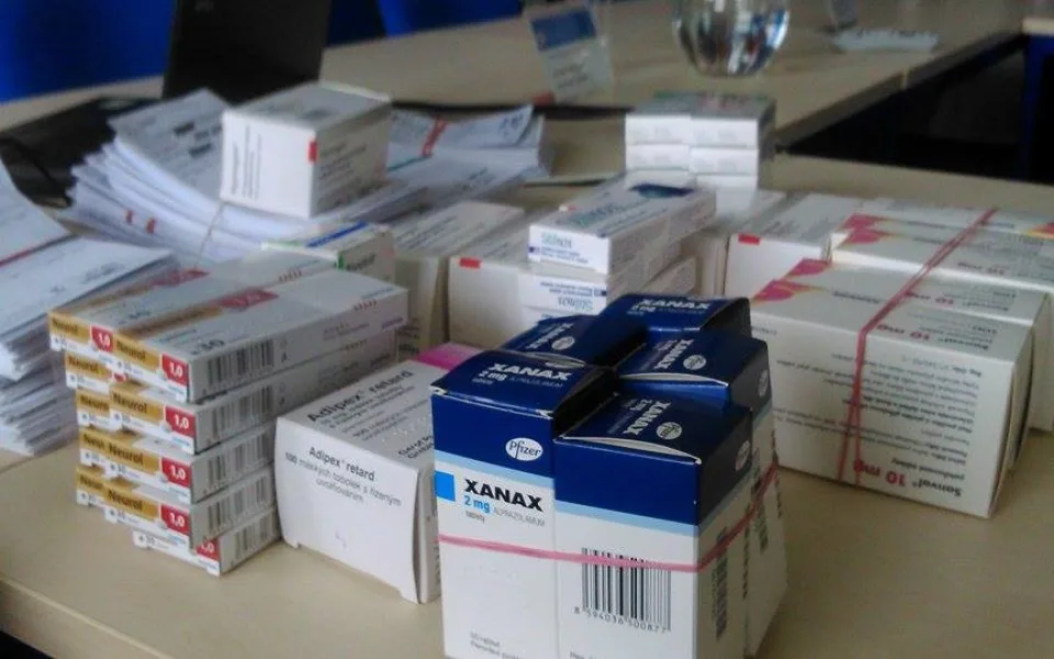 Děláme z nich feťáky, říkali o odběratelích členové drogového gangu. Obchod s drogami stopla až jihlavská kriminálka