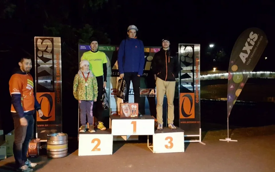 Axis Noční desítku ovládl Jakub Smetana, mezi ženami byla nejrychlejší Kristýna Dvořáková - 10 km muži