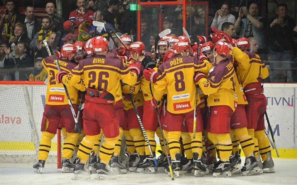 Dukla Jihlava znovu za dva body! Proti Karlovým Varům byla v nájezdech stoprocentně úspěšná
