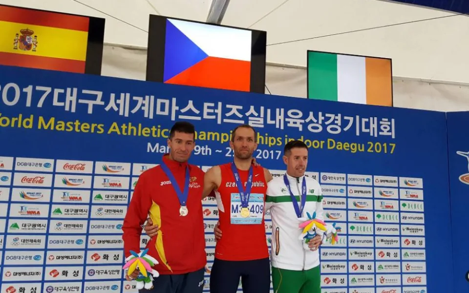 Jihlavský běžec Srb vyhrál v jihokorejském Daegu. Na podzim míří na Dolomitenmanna