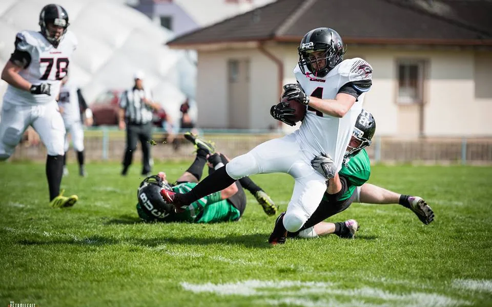 Třetiligová premiéra vyšla na výbornou. Vysočina Gladiators si smlsli na Bucks výsledkem 54:0