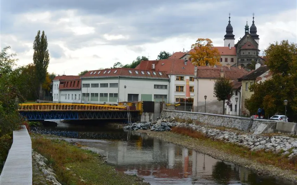 Foto z rekonstrukce mostu