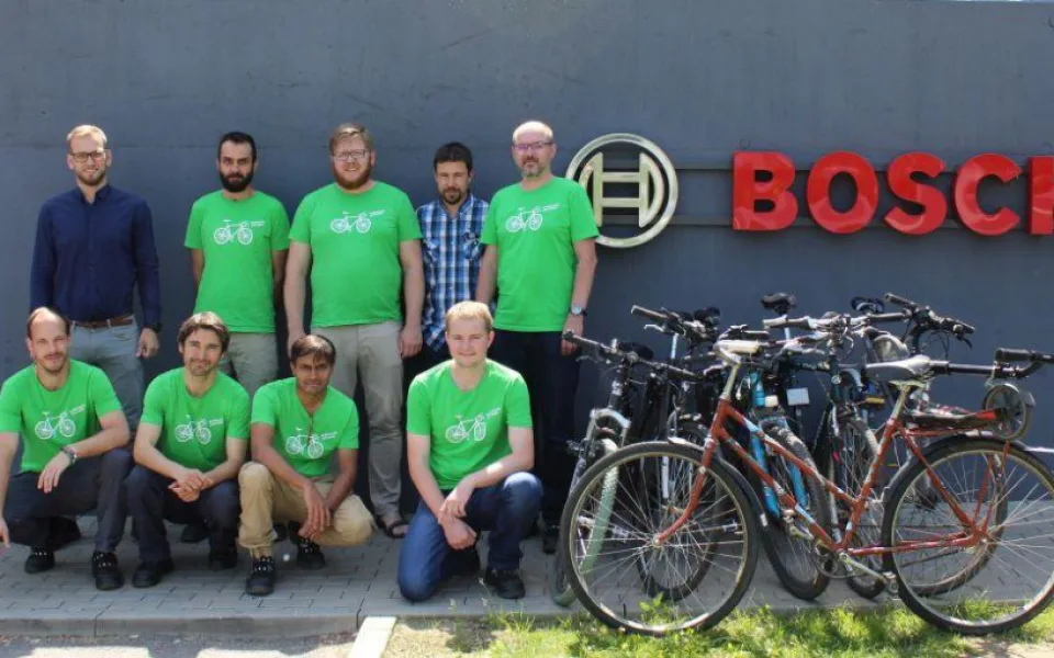 Jeden z cyklotýmů složený ze zaměstnanců Bosch Diesel